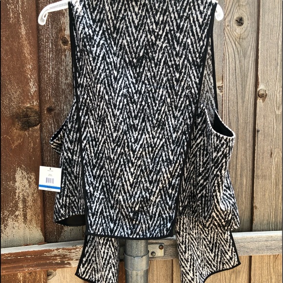 Sweater vest - Picture 2 of 4